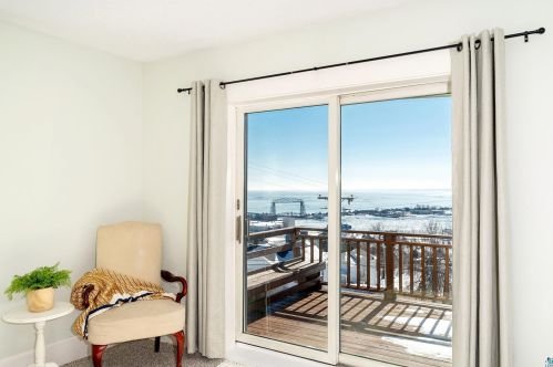 321 8th Ave, Duluth MN 55802-2606 exterior