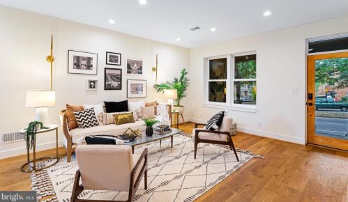 302 Rhode Is Ave, Washington DC 20001-1827 exterior