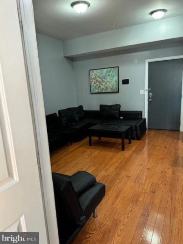 226 Camac St, Philadelphia PA  19107 exterior