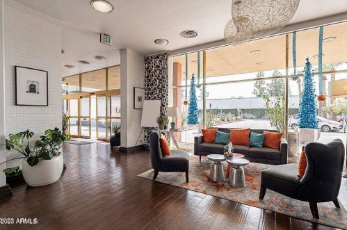 4750 Central Ave, Phoenix AZ  85040-2150 exterior