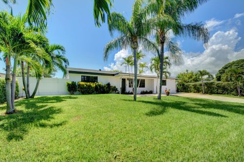 168 31st Ave, Boynton Beach, FL 33435-8227