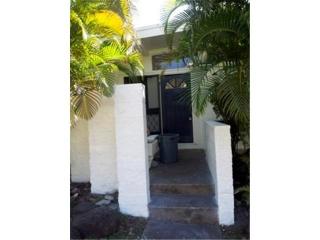 255 Kaalawai Pl, Honolulu HI  96816-4435 exterior