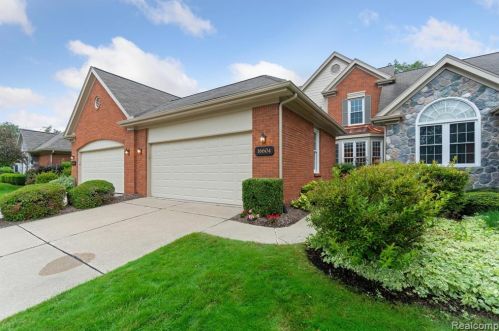 16604 Forest Lake Dr, Northville MI  48168-3470 exterior