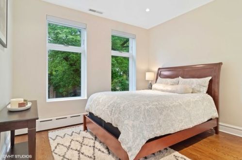 1734 Wolcott Ave, Chicago IL 60622-1385 exterior