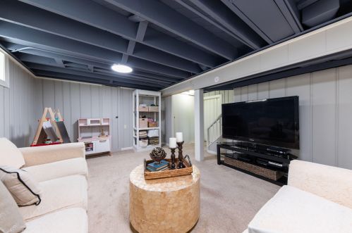 2518 84, Milwaukee WI 53226-1906 exterior