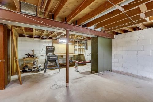 9728 Langlade St, Milwaukee WI 11032-1321 exterior