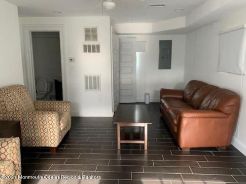 309 Elberon Ave, Red Bank NJ 07711 exterior