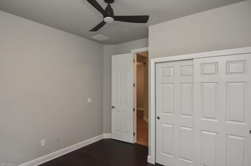 12687 Biscayne Ct, Naples FL 34105-4935 exterior