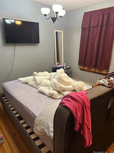 260 Grove St, New Britain CT 06053-3762 exterior