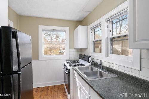 408 Brenner, Grand Rapids MI 49505-5132 exterior