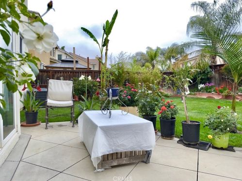 3851 Bluff St, Perris CA 92571-7595 exterior