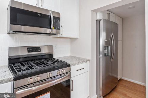 406 Broadview Blvd, Glen Burnie MD 21061-1905 exterior