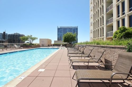 1400 Michigan Ave, Chicago IL  60605-3714 exterior