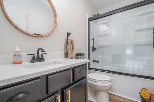 8401 Interlochen St, Kalamazoo MI  49009-3931 exterior