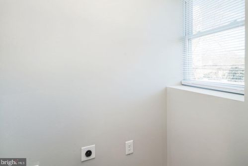 1039 51 St, Philadelphia PA 19143-4213 exterior