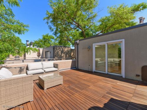 937 Wrightwood Ave, Chicago IL  60614-2303 exterior