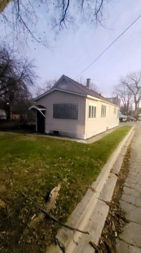 2 137 Pl, Chicago IL 60827-2909 exterior