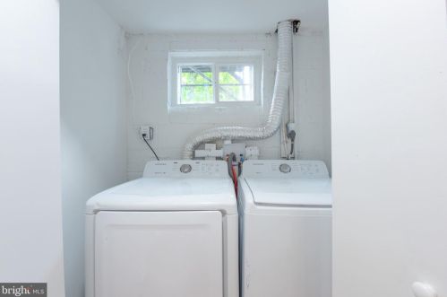 418 Brandywine St, Washington DC  20032-3653 exterior