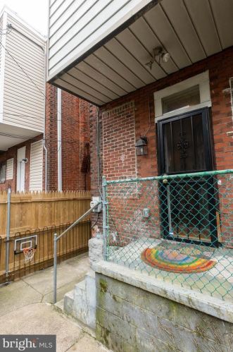 5533 Catharine St, Philadelphia PA 19143-2512 exterior