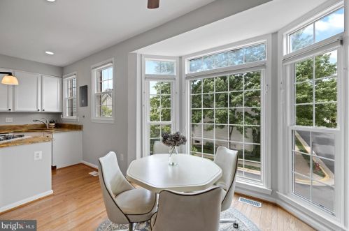 5412 Chieftain Cir, Alexandria VA 22312-2332 exterior