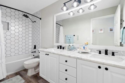 3851 Ramspeck St, Fort Pierce FL  34953-5381 exterior