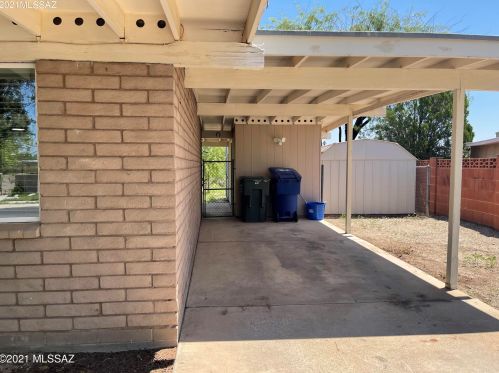 7570 Logan Dr, Tucson AZ  85730-3407 exterior