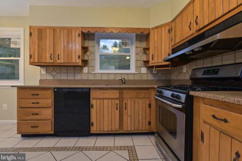 12817 Jingle Ln, Silver Spring MD 20906-3736 exterior