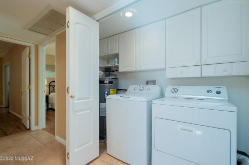 955 Camino Asturias, Green Valley AZ 85622-3246 exterior