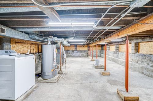 1713 Troy St, Chicago IL 60655-2027 exterior