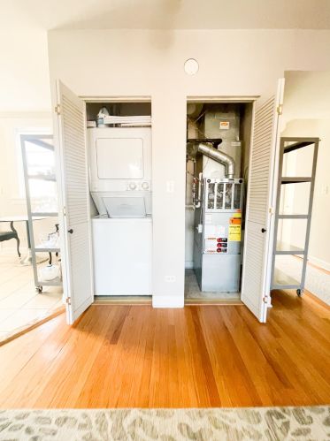 2909 Cullom Ave, Chicago IL  60618-1401 exterior