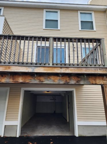 84 Modena Dr, Concord NH  03303-1550 exterior