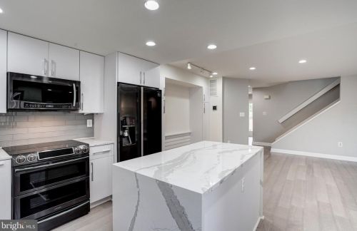 1519 Emerson Ave, Mc Lean VA  22101-5708 exterior