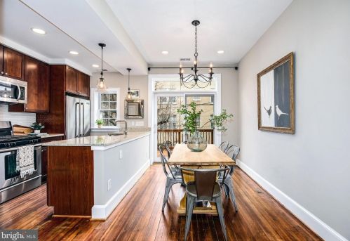 1448 D St, Washington DC  20002-5402 exterior