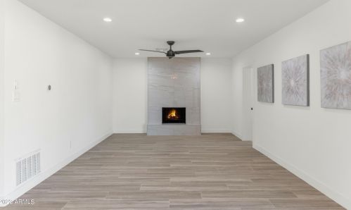 9052 29th St, Phoenix AZ  85028-5302 exterior