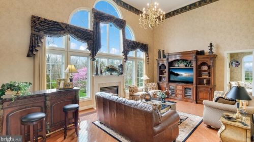 2706 Dillon Dr, Jamison PA 18929-1259 exterior