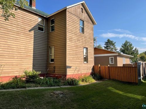 328 Pattison St, Ely, MN 55731-1538