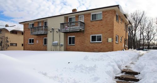 8616 Congress St, Milwaukee, WI 53225-5162