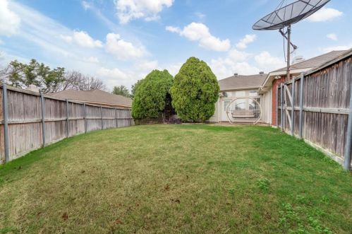 5905 Fox Dr, Frisco TX 75056-4472 exterior