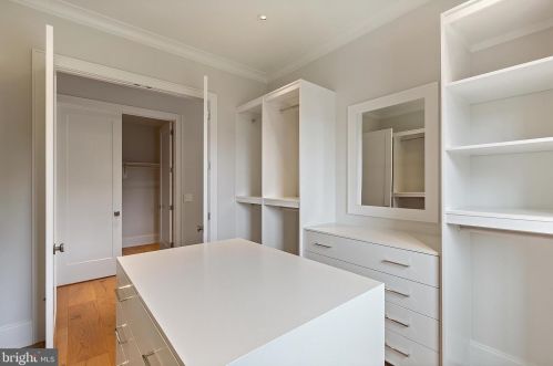 4929 Sherier Pl, Washington DC  20016-3319 exterior