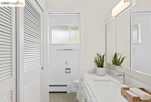 2822 Piedmont, Berkeley CA 94705-2314 exterior