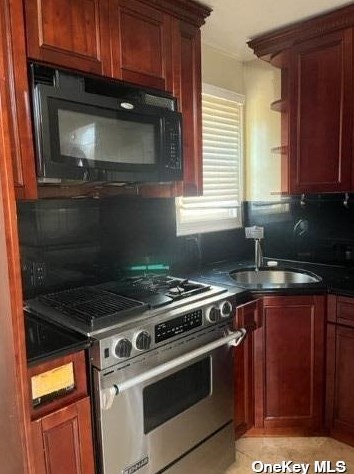 277 15 St, Babylon NY 11704-2728 exterior