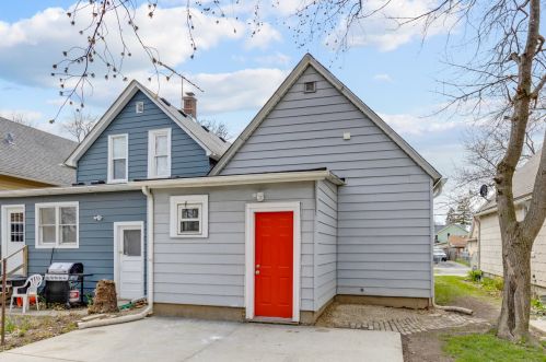 307 Lincoln Ave, Waukegan IL 60085-6361 exterior