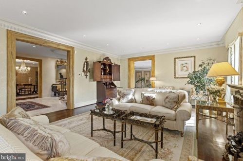 3005 45th St, Washington DC 20016-3528 exterior