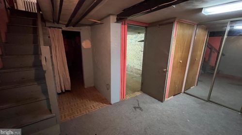 225 Cromwell Ter, Washington DC 20002-1029 exterior