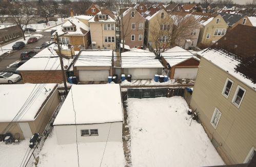 4403 Sacramento, Chicago IL 60625-3856 exterior