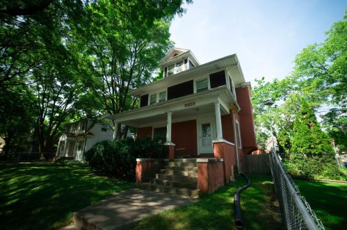 5423 36th St, Milwaukee, WI 53209-4757