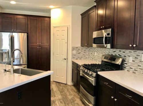 3305 Hawk Pl, Chandler AZ exterior