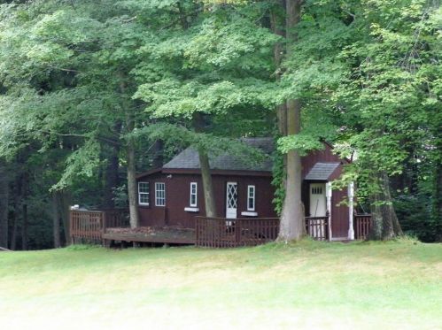 88 Berwick Rd, Springfield MA 01106-2612 exterior