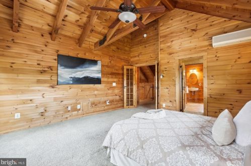 3432 Memorial St, Alexandria VA 22306-1548 exterior