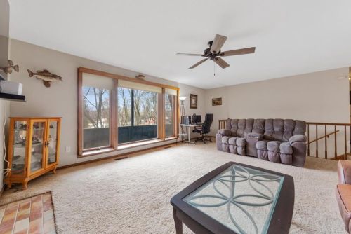 1229 Woodland Trl, Waterford MN 55057 exterior